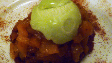 Crumble aux spéculoos et aux pommes