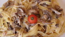 Tagliatelles aux champignons de Paris