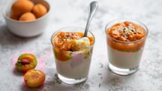 Panna cotta à la lavande, compotée d'abricots