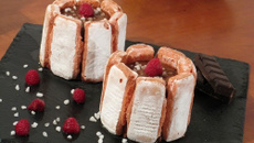 Charlotte chocolat-framboises maison