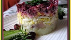 Seledka pod chuboy (Hareng sous couverture)