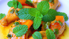 Poulet aux poivrons et à la menthe