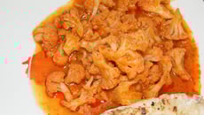 Choux-fleur et tomates à la grecque