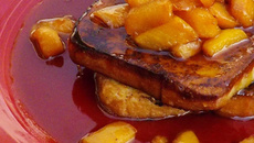 Brioche perdue au kakis caramélisés