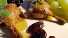 Lapin au raisin frais et pointe de cannelle