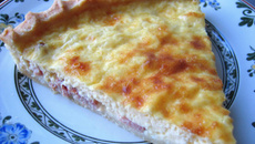 Quiche Lorraine généreuse à l'emmental