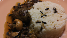 Riz au lapin et aux escargots