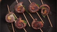 Brochettes de bœuf roulées