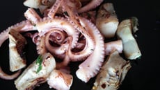 Artichauts et poulpe à la plancha