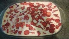 Tiramisu aux fraises, biscuits de Reims et limoncello