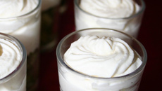 Salade de courgettes cuites, chantilly au fromage de chèvre