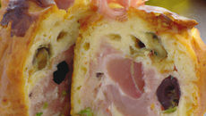 Cake au jambon olives et roquefort