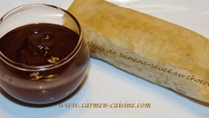 Nems de banane et sa sauce au chocolat