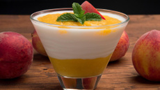 Panacotta aux pêches