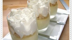 Crème de roquefort Papillon et mousse de poire au siphon