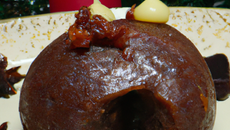 Bombe de Noël traditionnelle aux marrons