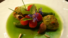 Mini légumes à la vapeur de sariette