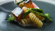Fusilli au saumon et asperges