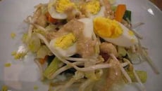 Salade indonésienne "gado-gado"