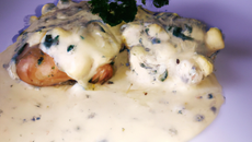 Chapon demi deuil à la crème