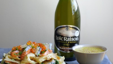 Millefeuille de crêpes au chèvre saumon et épinards