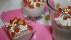 Panacotta de roquefort et crème aux noix