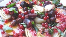 Salade estivale aux petits légumes rôtis