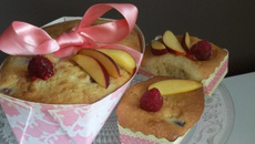 Cake nectarine jaunes et framboises