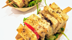 Brochettes croque-monsieur au brie