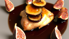 Chapon au miel, aux figues et au foie gras