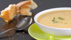 Soupe de légumes à la moutarde