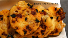 Sablés au comté chorizo et olives noires