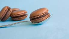 Macarons chocolat noir et blanc