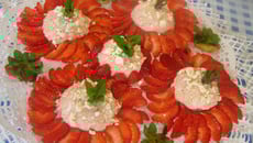 Dômes au fromage blanc et fraises