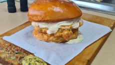 Hamburger au poisson pané