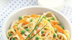 Linguine au saumon fumé et petits pois