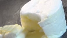 Île flottante inversée