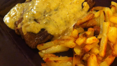 Bavette sauce fromagère-échalotes