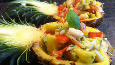 Ssalade crabe, crevette et ananas