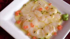 Carpaccio de saint-jacques au fruit de la passion