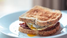 Croque-monsieur façon egg muffin