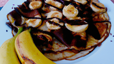 Crêpes au chocolat bananes et pommes