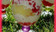 Riz au lait vanille, ananas aux pépites de framboises