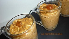 Le riz au lait de coco aux épices et aux fruits des iles