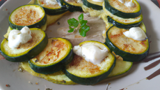 Poêlée de courgettes au chèvre
