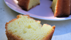 Gâteau au yaourt moelleux et fondant