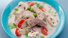 Soupe thaï au lait de coco et langues d'agneau