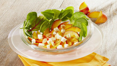 Salade salakis et nectarines