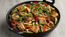 Wok de poulet et légumes du soleil