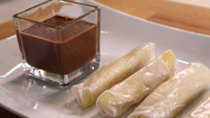 Nems chocolat, banane et fruits de la passion